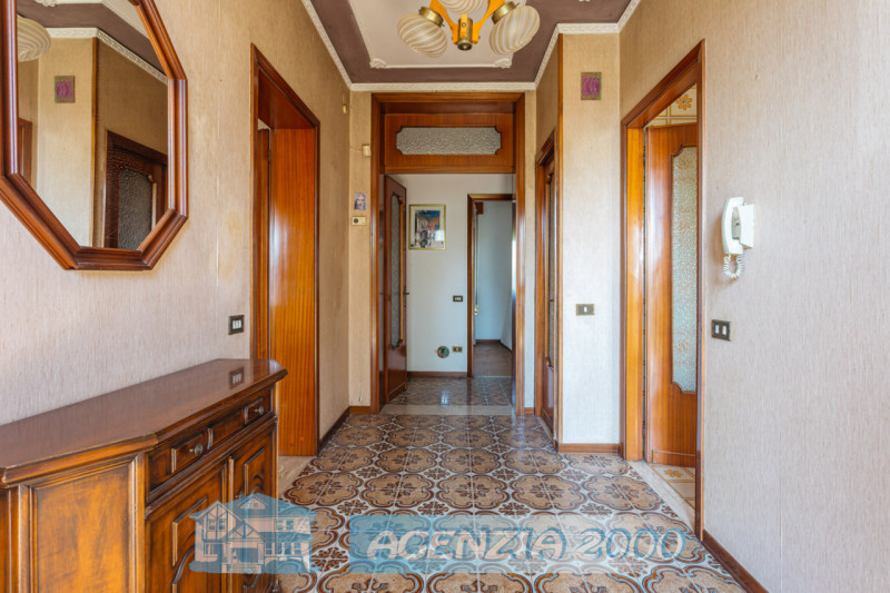 DUE ABITAZIONI IN UN'UNICA PROPRIETA', IMMERSA NELLA TRANQUILLITA' DELLA CAMPAGNA DI ARRE!!! CON ...