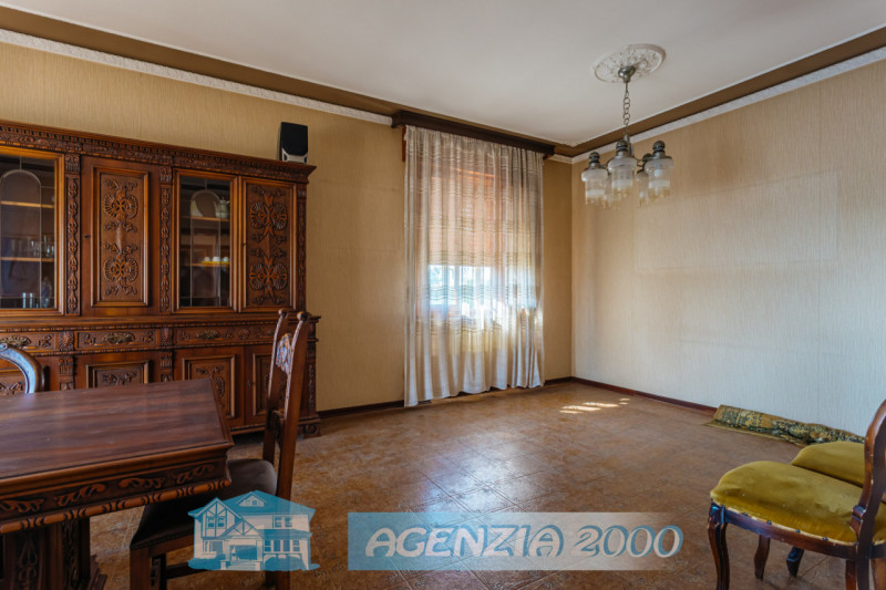 DUE ABITAZIONI IN UN'UNICA PROPRIETA', IMMERSA NELLA TRANQUILLITA' DELLA CAMPAGNA DI ARRE!!! CON ...