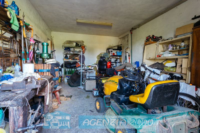 DUE ABITAZIONI IN UN'UNICA PROPRIETA', IMMERSA NELLA TRANQUILLITA' DELLA CAMPAGNA DI ARRE!!! CON ...