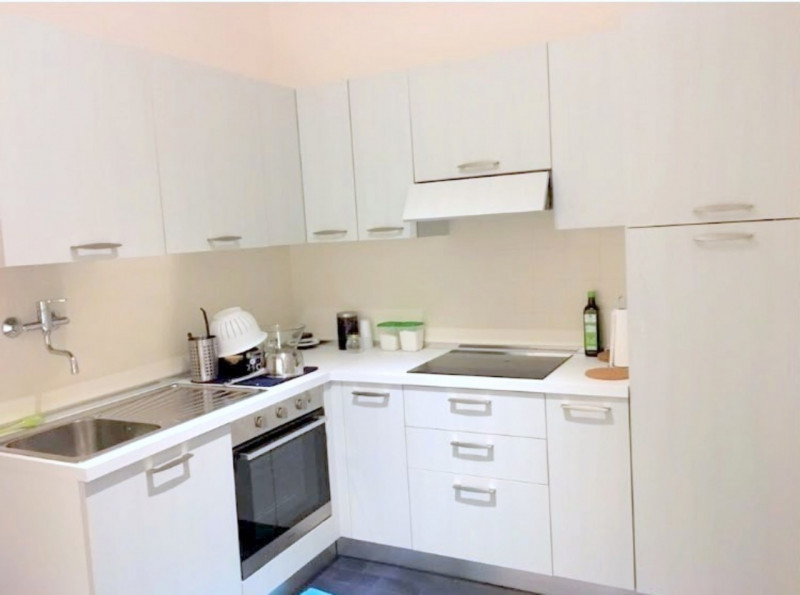 APPARTAMENTO ARREDATO PANORAMICO TRA STAZIONE E PIAZZA MAZZINI €.330.000-rif.CL543

Nel cuore pul...