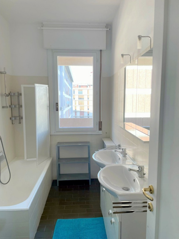 APPARTAMENTO ARREDATO PANORAMICO TRA STAZIONE E PIAZZA MAZZINI €.330.000-rif.CL543

Nel cuore pul...