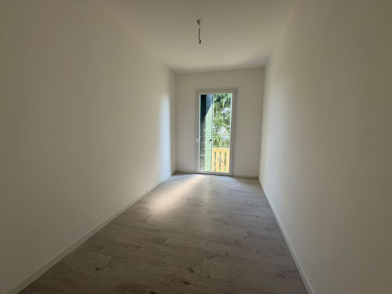 In centro a Pontevigodarzere proponiamo una soluzione all'ultimo piano su fabbricato di sole tre ...