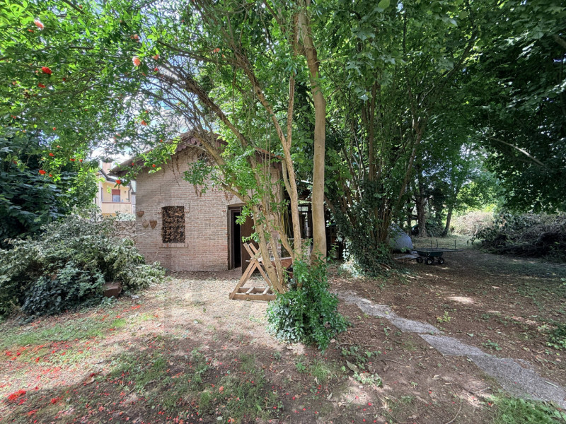 CERVARESE SANTA CROCE - -Scoprite il fascino senza tempo di questa villa d’epoca, situata nella r...