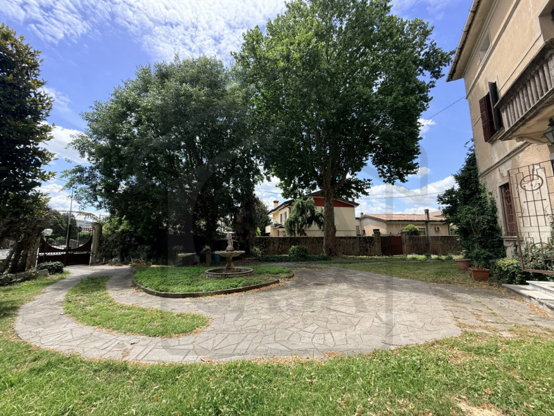 CERVARESE SANTA CROCE - -Scoprite il fascino senza tempo di questa villa d’epoca, situata nella r...