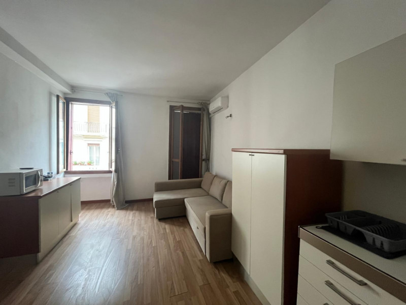 UBICAZIONE E CONTESTO
Nel cuore del Centro Storico di Vicenza, in una posizione privilegiata e co...
