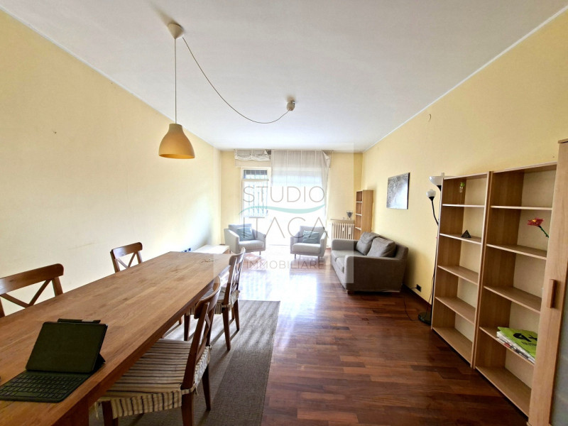 Nel cuore di Sacra Famiglia, uno dei quartieri più serviti e ricercati di Padova, Studio Itaca Im...