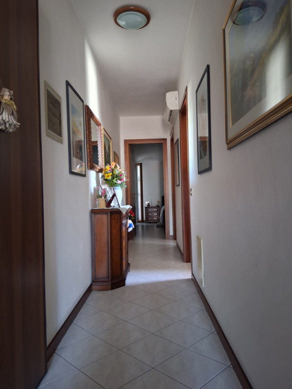 Un bicamere al primo piano con garage di proprietà.

Ecco i 5 motivi per cui consigliamo di acqui...