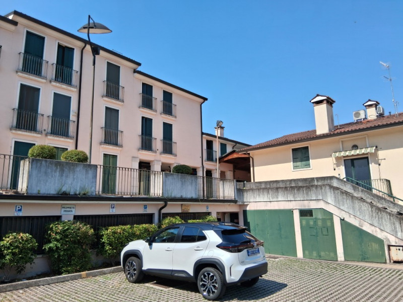 Un bicamere al primo piano con garage di proprietà.

Ecco i 5 motivi per cui consigliamo di acqui...
