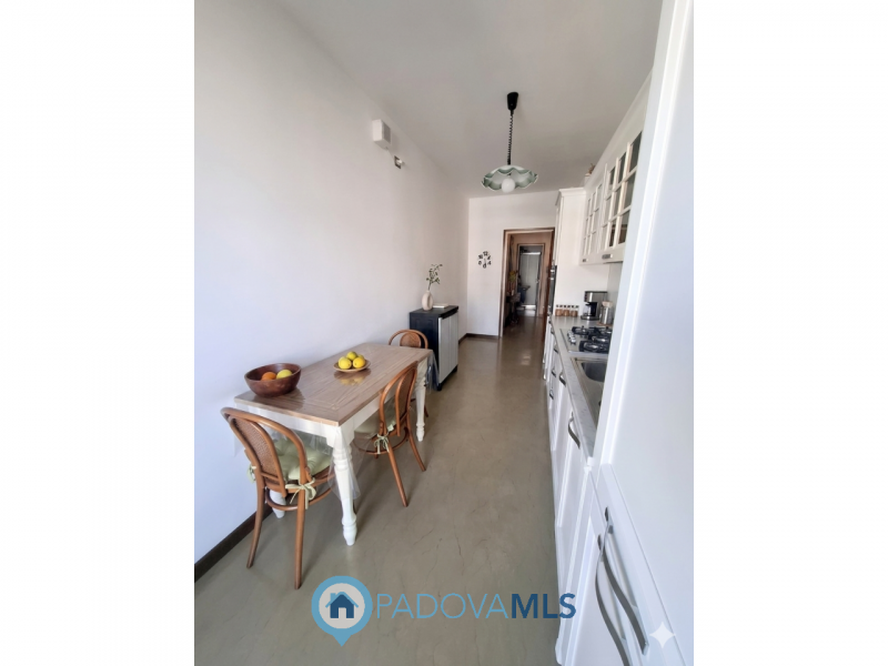 Immobile in esclusiva al Gruppo Padova MLS 

SANTA RITA 2 CAMERE PIANO ALTO CON ASCENSORE €.319.0...