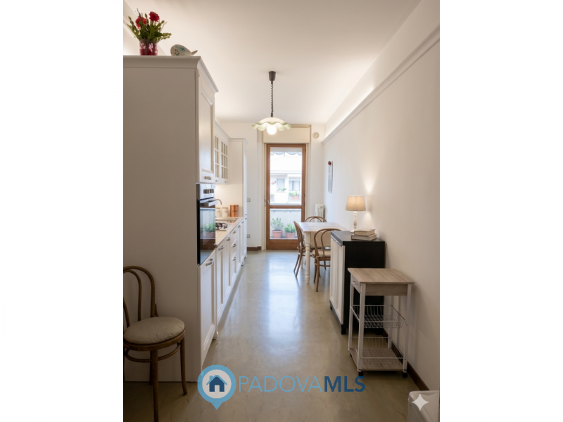 Immobile in esclusiva al Gruppo Padova MLS 

SANTA RITA 2 CAMERE PIANO ALTO CON ASCENSORE €.319.0...