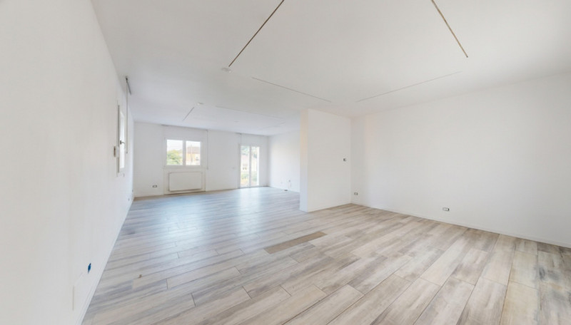 TI INVITIAMO A CLICCARE SU VIRTUAL TOUR, COSI' POTRAI VISIONARE L'IMMOBILE IN 3D E OTTIMIZZARE IL...