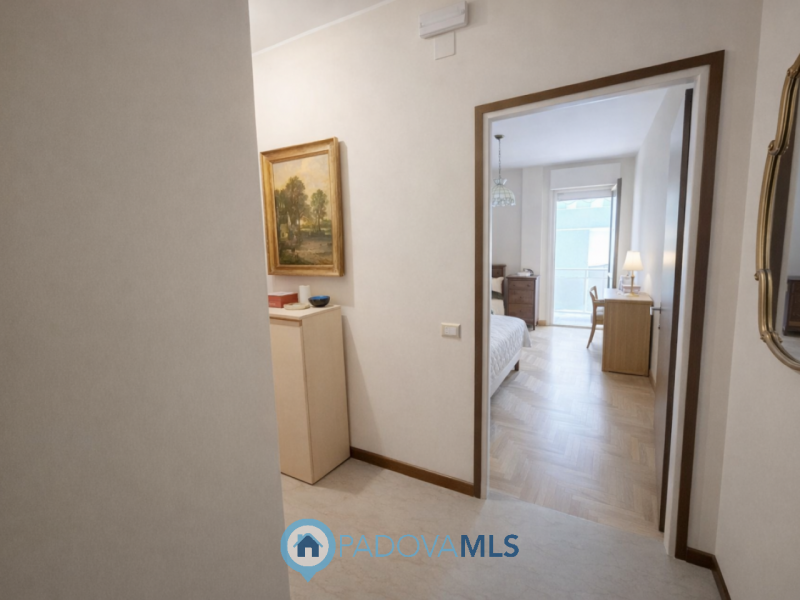 Immobile in esclusiva al Gruppo Padova MLS
SANTA RITA 2 CAMERE PIANO ALTO CON ASCENSORE €.319.000...