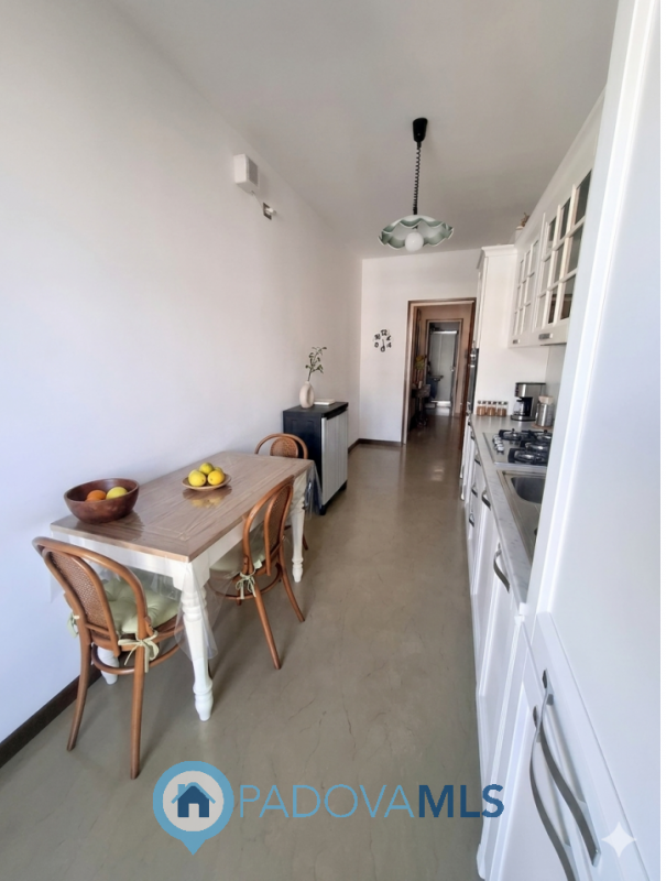 Immobile in esclusiva al Gruppo Padova MLS
SANTA RITA 2 CAMERE PIANO ALTO CON ASCENSORE €.319.000...