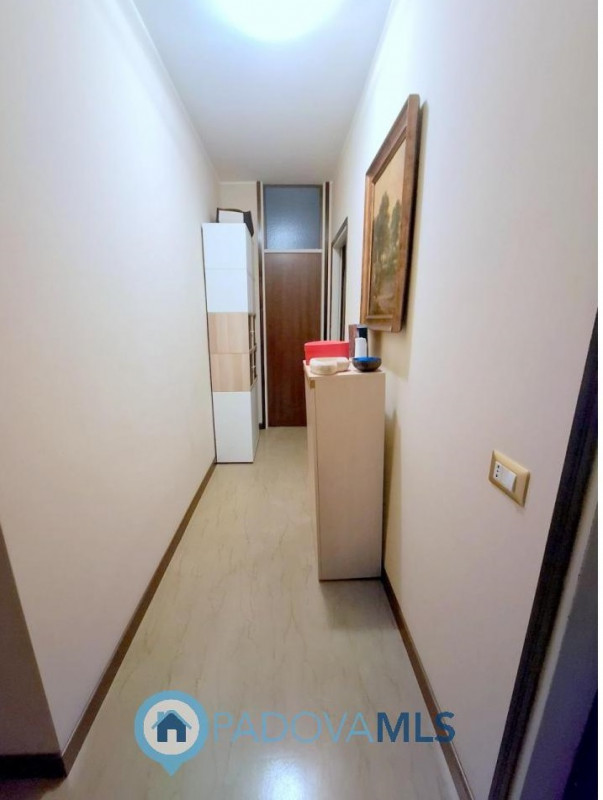 Immobile in esclusiva al Gruppo Padova MLS
SANTA RITA 2 CAMERE PIANO ALTO CON ASCENSORE €.319.000...