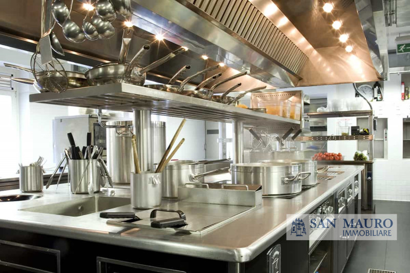 TRA LONGARE E MONTEGALDA: Cedesi in affitto d'azienda storico ristorante con 50 anni di avviament...