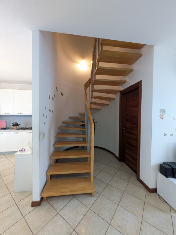 SCHIO - Magrè - Appartamento bicamere più studio in duplex sito al piano primo ed ultimo - Euro 1...