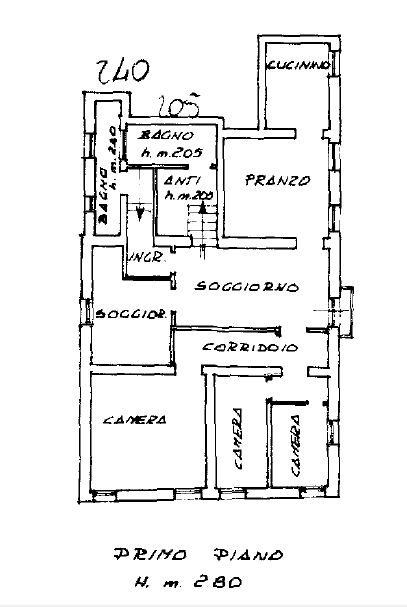 COMPOSIZIONE:
Proponiamo in vendita appartamento con ingresso indipendente, dove troviamo la zona...