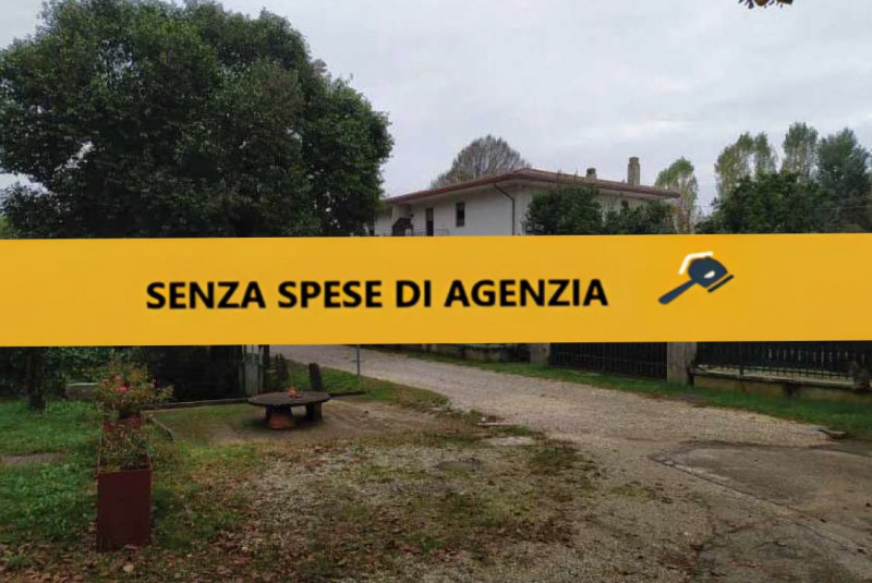Scopri questa interessante opportunità immobiliare all'asta a Giavera del Montello, ideale per ch...
