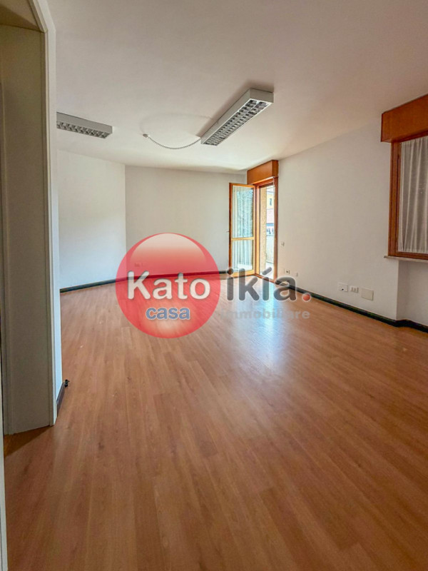 In posizione di forte interesse e ad alta visibilità, lungo Viale D’Alviano e nelle immediate vic...