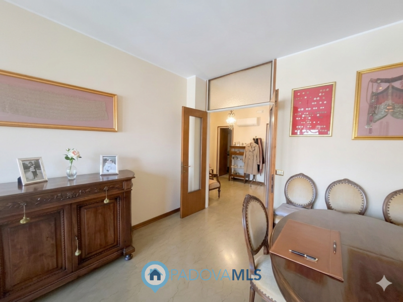 Immobile in esclusiva al Gruppo Padova MLS

SANTA RITA 2 CAMERE PIANO ALTO CON ASCENSORE €.319.00...