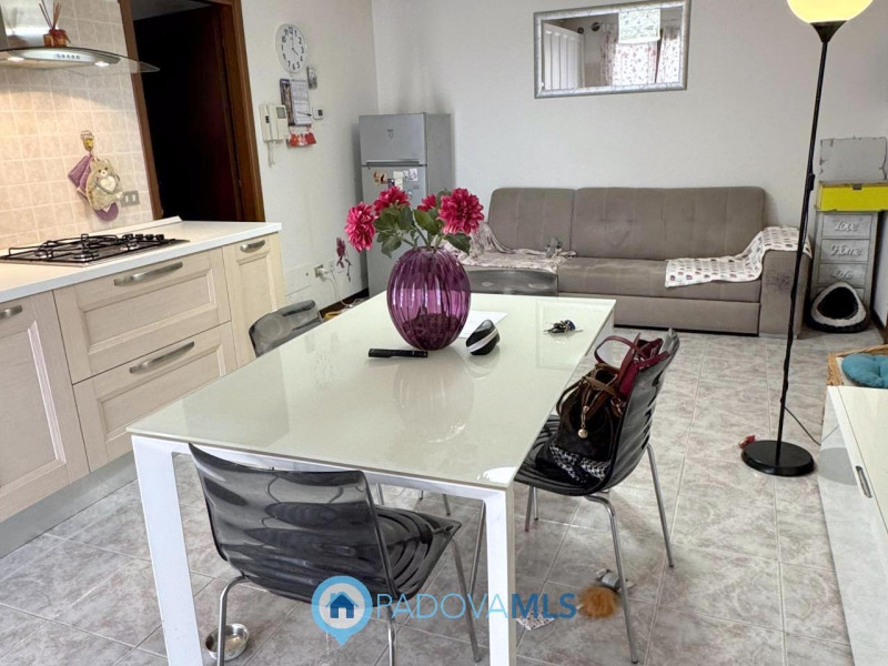 Immobile in esclusiva al Gruppo Padova MLS

Luminoso appartamento ultimo piano in piccola palazzi...