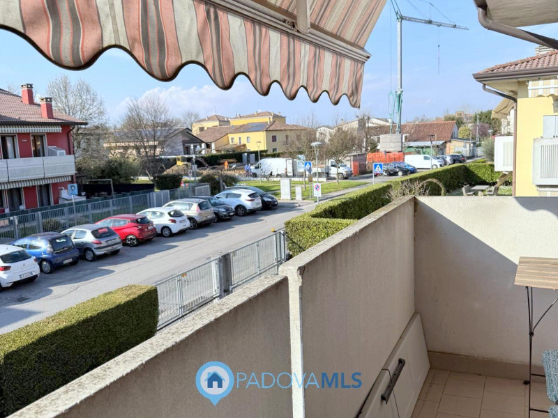 Immobile in esclusiva al Gruppo Padova MLS

Luminoso appartamento ultimo piano in piccola palazzi...