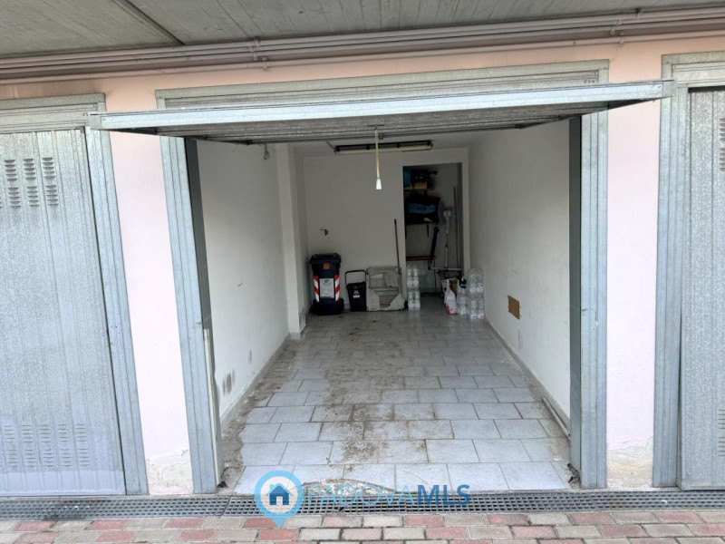 Immobile in esclusiva al Gruppo Padova MLS

Luminoso appartamento ultimo piano in piccola palazzi...