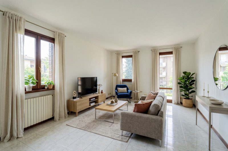 Appartamento inserito nella prestigiosa ed elegante cornice di Monteortone, a pochissimi passi da...