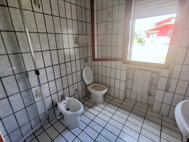 AFFITTO 3 CAMERE IN TRIFAMILIARE A MESTRINO CENTRO €.1.100 - rif.LMAF01

Affascinante 3 camere in...