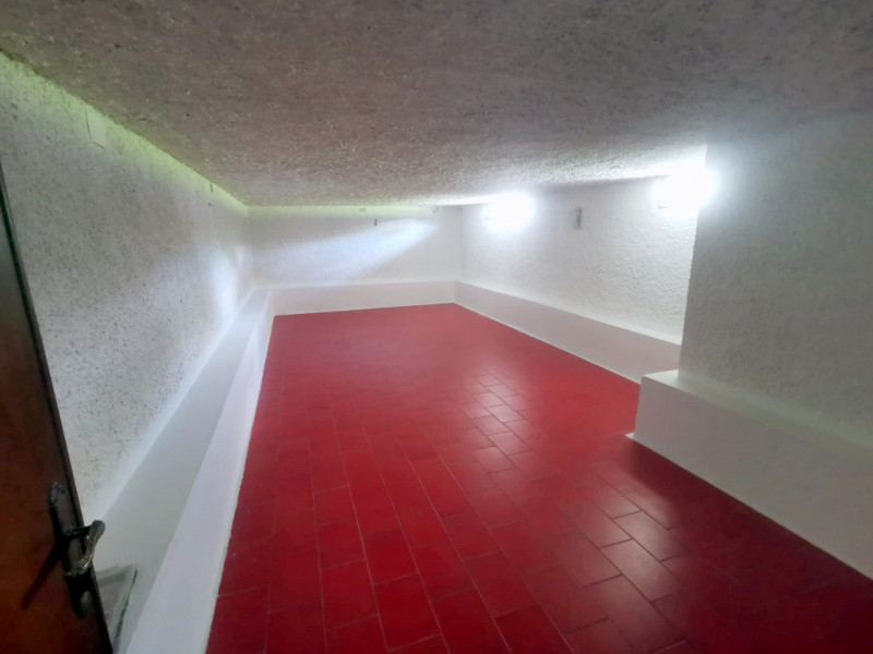AFFITTO 3 CAMERE IN TRIFAMILIARE A MESTRINO CENTRO €.1.100 - rif.LMAF01

Affascinante 3 camere in...