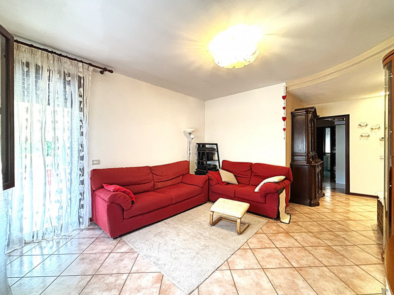 MASERÀ DI PADOVA - CENTRO In una delle zone più richieste e comode di Maserà, in pieno centro pae...