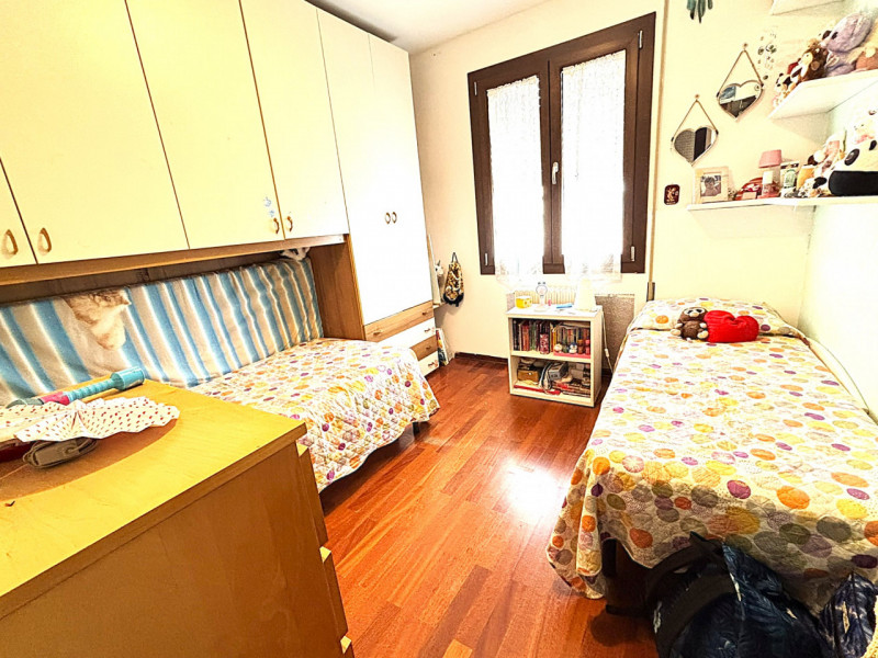 MASERÀ DI PADOVA - CENTRO In una delle zone più richieste e comode di Maserà, in pieno centro pae...