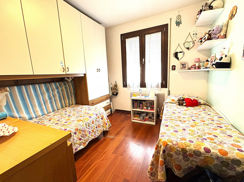 MASERÀ DI PADOVA - CENTRO In una delle zone più richieste e comode di Maserà, in pieno centro pae...