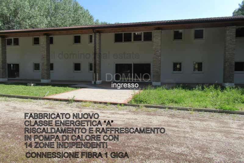 Nuova struttura indipendente in classe energetica A di 750mq divisa su 2 livelli, piano terra 370...