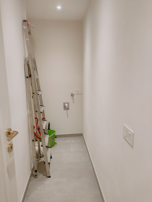 Padova vicinanze Ospedale Militare, frutto di una recente e accurata ristrutturazione, su palazzi...