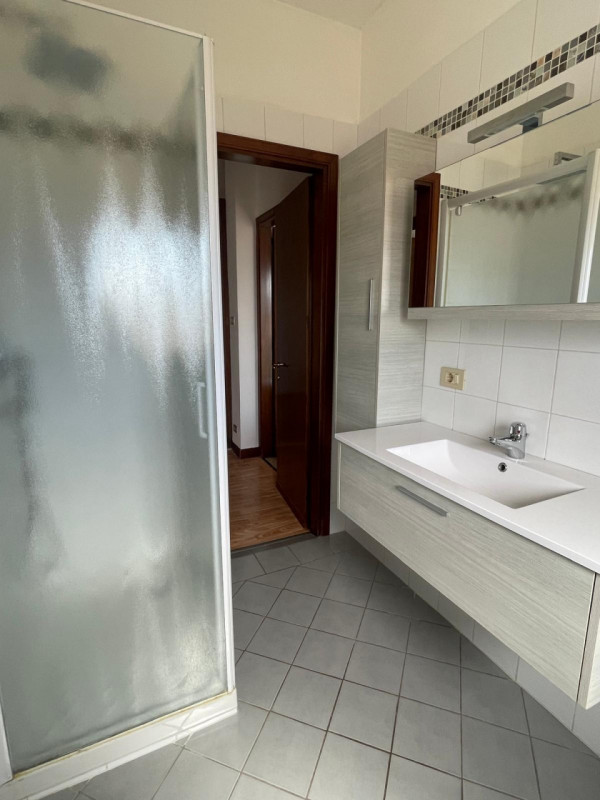 Montegrotto Terme: In Viale Stazione proponiamo Appartamento arredato, libero da subito composto ...