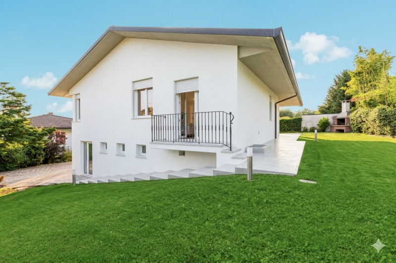 (Per INFO Roberto 3453195338) Caerano di San Marco, proponiamo in vendita una magnifica villa che...