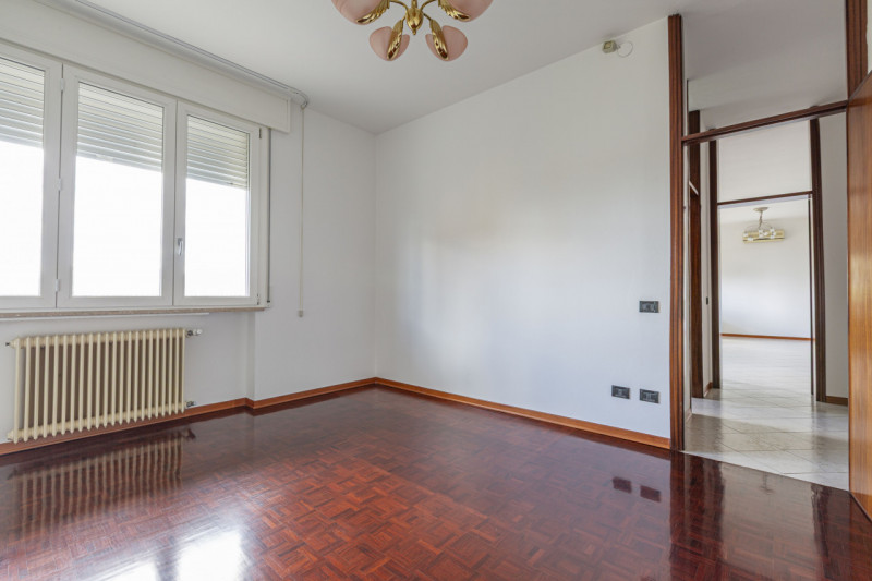 (Per INFO Roberto 3453195338) Caerano di San Marco, proponiamo in vendita una magnifica villa che...