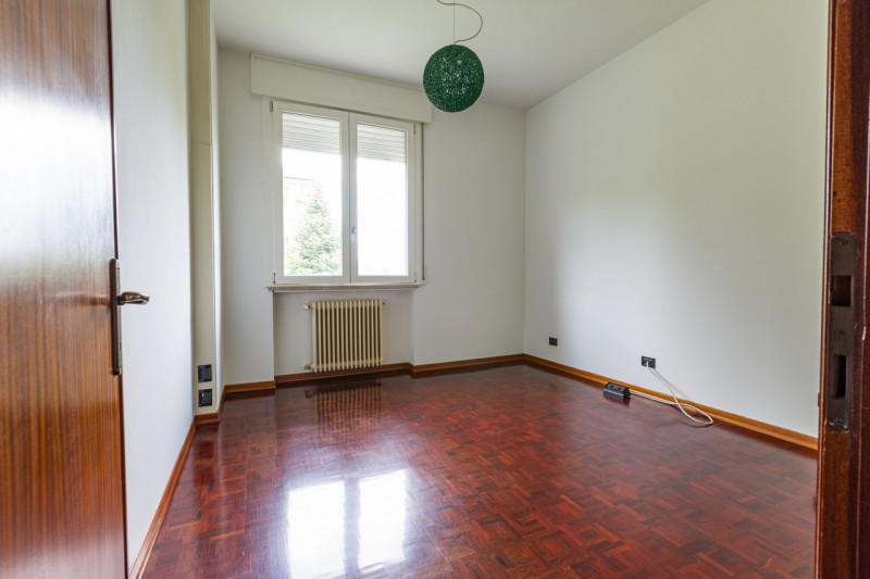 (Per INFO Roberto 3453195338) Caerano di San Marco, proponiamo in vendita una magnifica villa che...