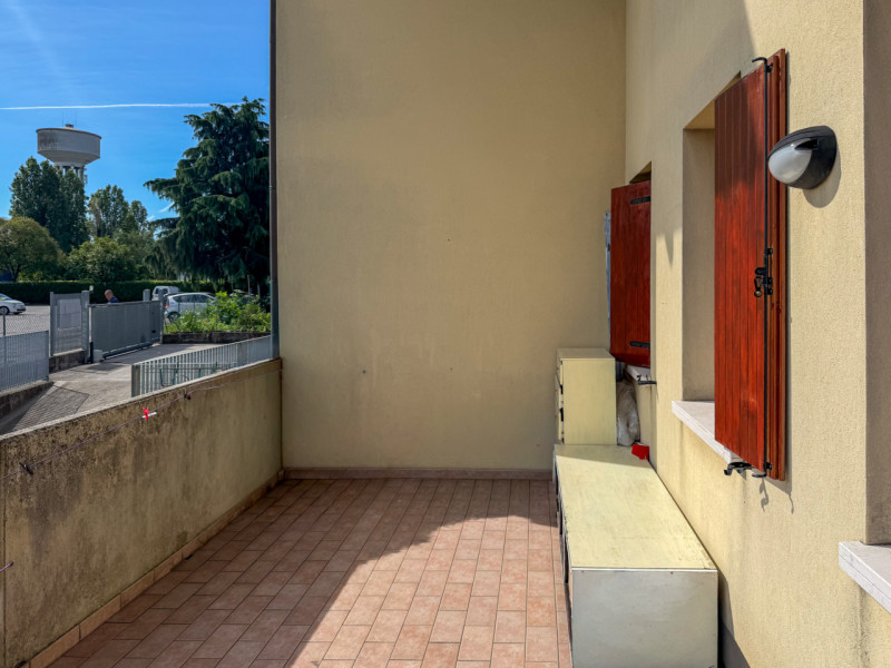 (Per INFO Vittorio 3517343301) Situato a Falzè di Trevignano, proponiamo in esclusiva un mini app...