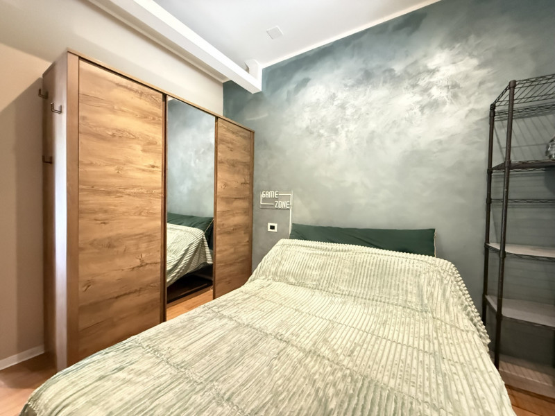 All'interno di un esclusivo residence composto da sole 19 unità abitative, proponiamo in vendita ...