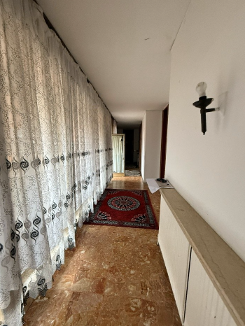 Rif. A.A.66-251

Vendita all'asta - appartamento al 1° piano con garage in data 17 luglio 2026

D...