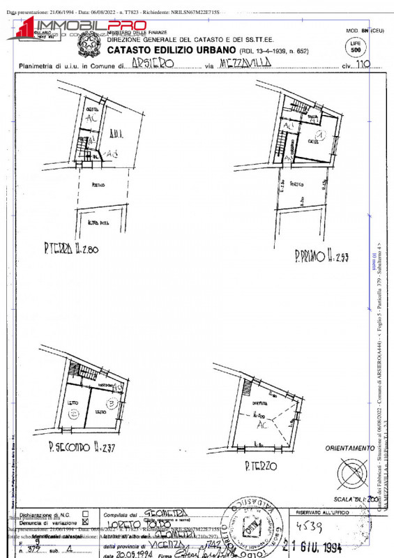 Ad Arsiero proponiamo in vendita una casa a schiera di testa, con ingresso indipendente, garage e...