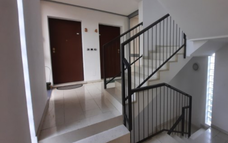 ASTA

Proponiamo un  mini appartamento situato al primo piano all'interno di un contesto condomin...