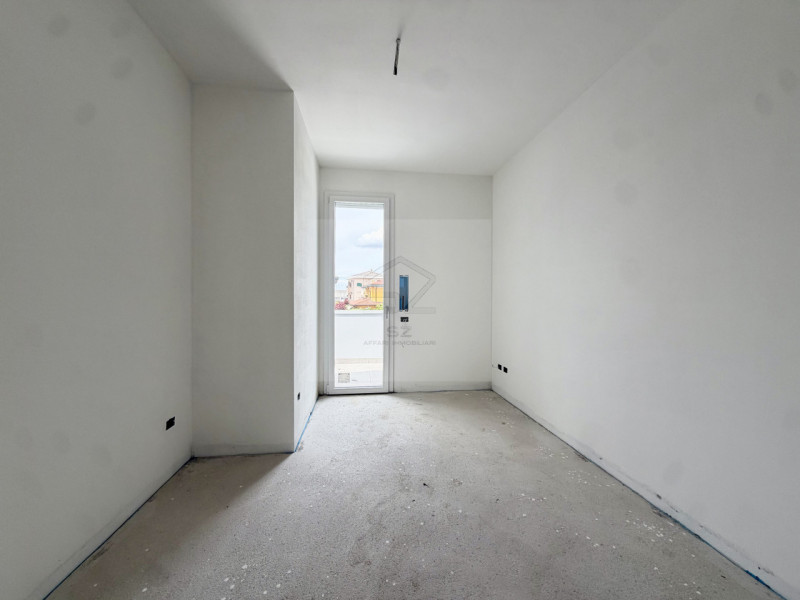 NOVENTA PADOVANA-PADOVA

In zona residenziale tranquilla e comoda ai principali servizi proponiam...