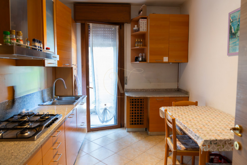 Scopri questo funzionale appartamento situato nel cuore di San Bellino. Questa casa è ideale per ...