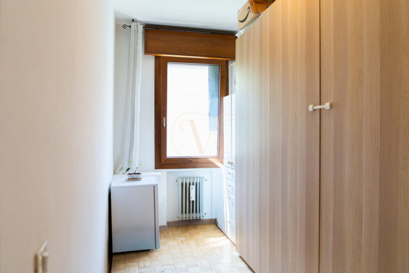 Scopri questo funzionale appartamento situato nel cuore di San Bellino. Questa casa è ideale per ...