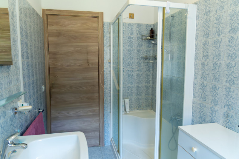 Scopri questo funzionale appartamento situato nel cuore di San Bellino. Questa casa è ideale per ...