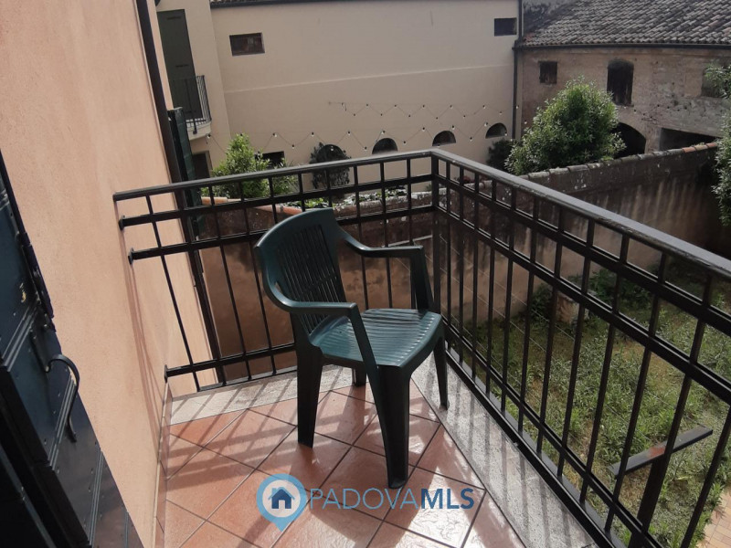 Immobile in esclusiva al Gruppo Padova MLS
Nel cuore del centro di Monselice, proponiamo in vendi...