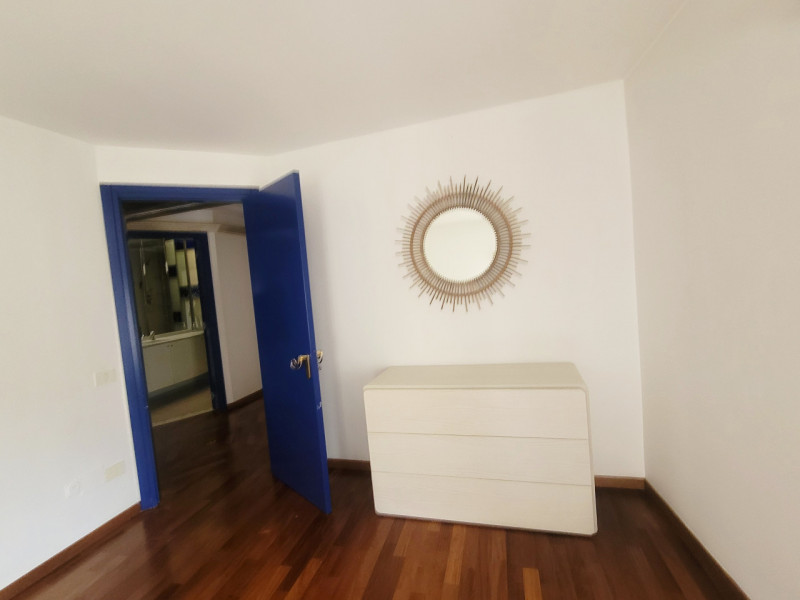 AFFITTIAMO ELEGANTE BICAMERE NEL CUORE DEL CENTRO STORICO, a soli 100 metri da Piazza dei Signori...